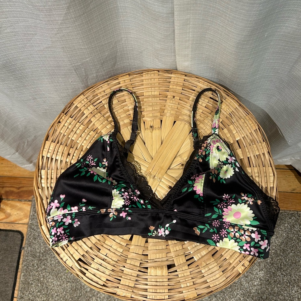 aerie Floral Lace Trim Bralette - Black and Pink